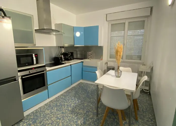 Le Bonheur Est Dans Le Perche Saint-Jouin-de-Blavou