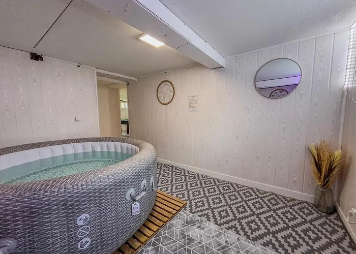 Le Bonheur Est Dans Le Perche Hébergement de vacances